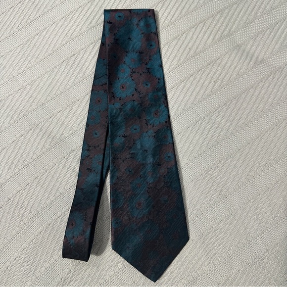 Audrey Buchner Hand Tailored necktie, 100% silk, teal/rust floral, subtle - Picture 1 of 6